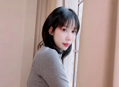Người thuê nhà dễ thương đi tìm nhà và nện nhau với chủ