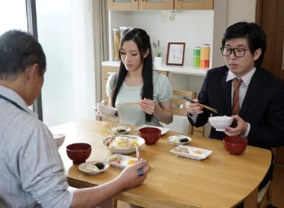 Con dâu quá nứng banh vùng kín cho bố chồng thỏa mãn nhu cầu